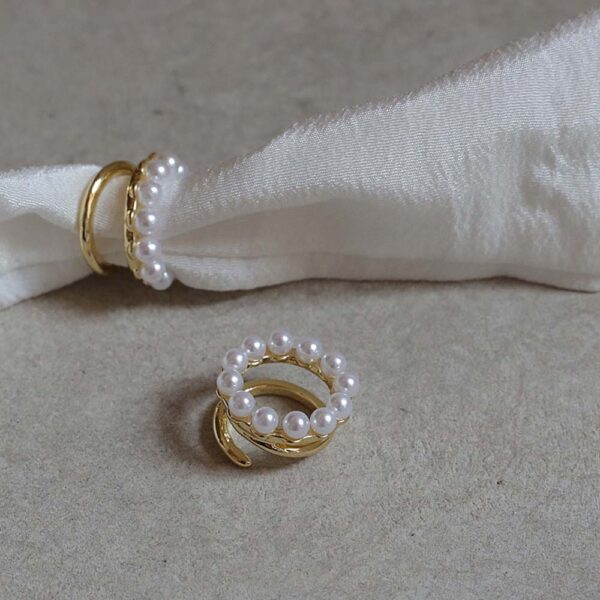 1Pcs Clip Ohrringe Perle Wilde Runde Ohr Knochen Clip Französisch Retro Einfache Kalten Durchbohrten Für Frauen Geschenk Mode Persönlichkeit schmuck