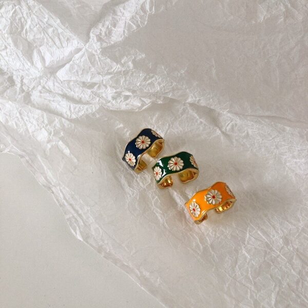 2020 neue Koreanische Stil Blume Ringe für Frauen Punk Trendy Vintage Plum Blossom Ring Kleine Daisy Blume Ringe Party Paar ringe