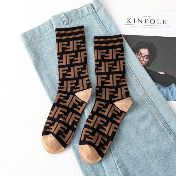 2021 neue Luxus Brief marke Socken Herbst Winter Warm Männer und frauen Socken Thicke Terry Atmungsaktiv Hohe Qualität Casual Socken