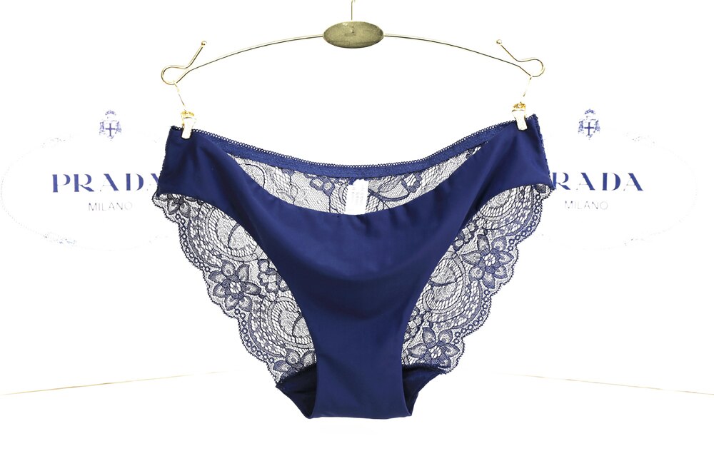 2666414927_2123031421