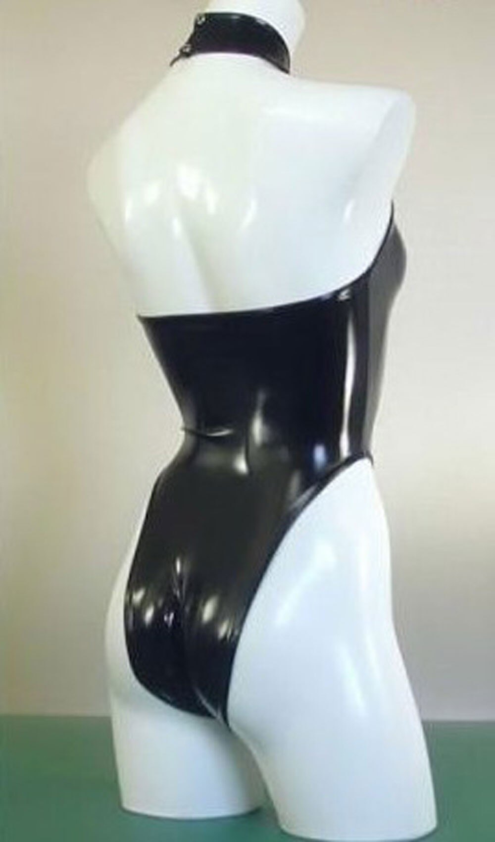 New-Sexy-High-Cut-Swimsuit-High-Neck-Halter-Black-One-Piece-Swimwear-Women-Bodysuit-Sleeveless-Body-(1)