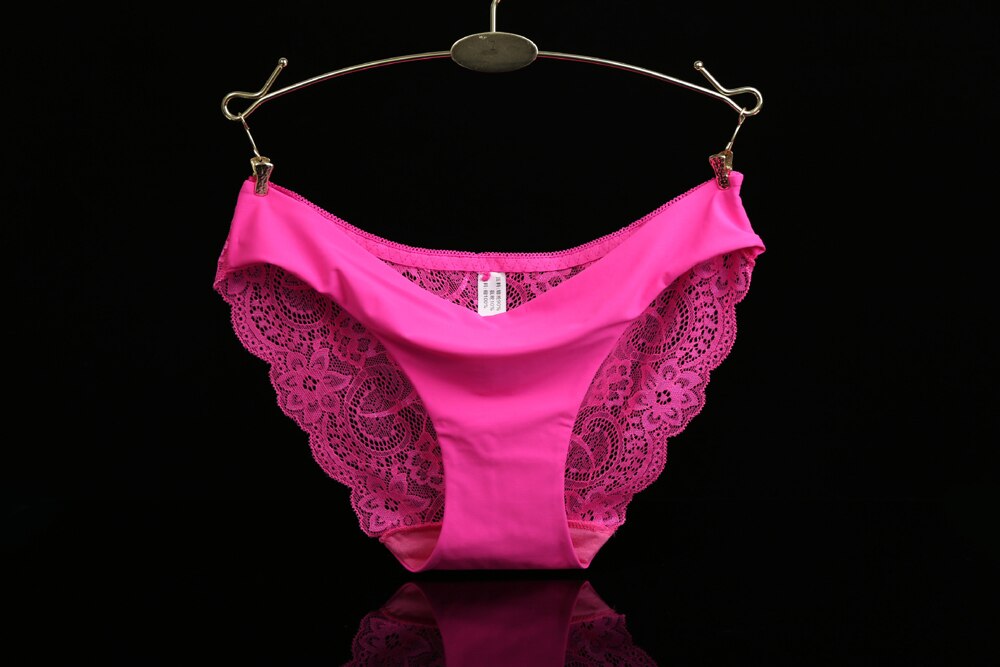 2666429848_2123031421