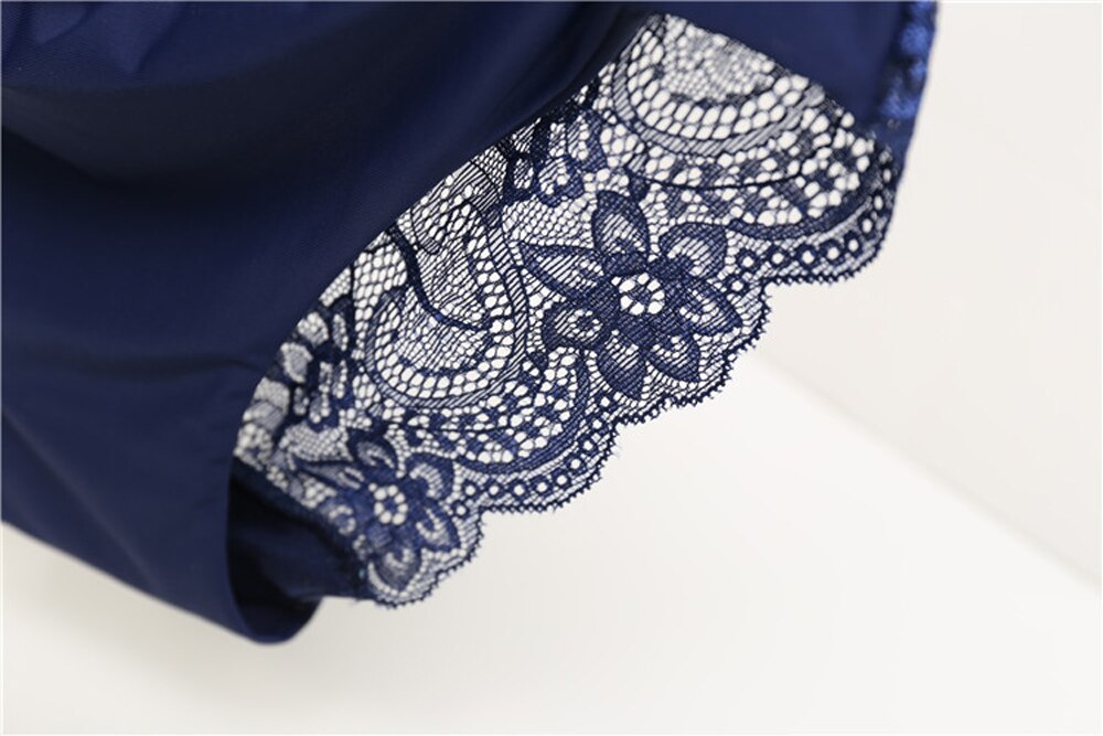 2666432127_2123031421