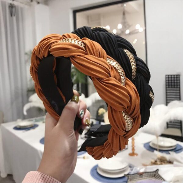 Neue Mode Frauen Stirnband Breite Seite Zerknitterte Tuch Multi-schicht Quer Knoten Haarband Erwachsene Geflecht Haar Zubehör Großhandel