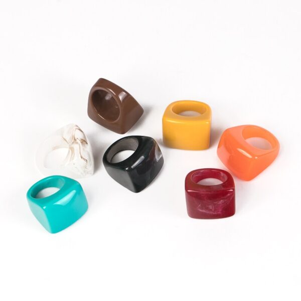 Vintage Geometrische Persönlichkeit Design Schwarz Harz Große Schöne Ringe für Frauen Mode Schmuck Einfache Ring für Mädchen Großhandel