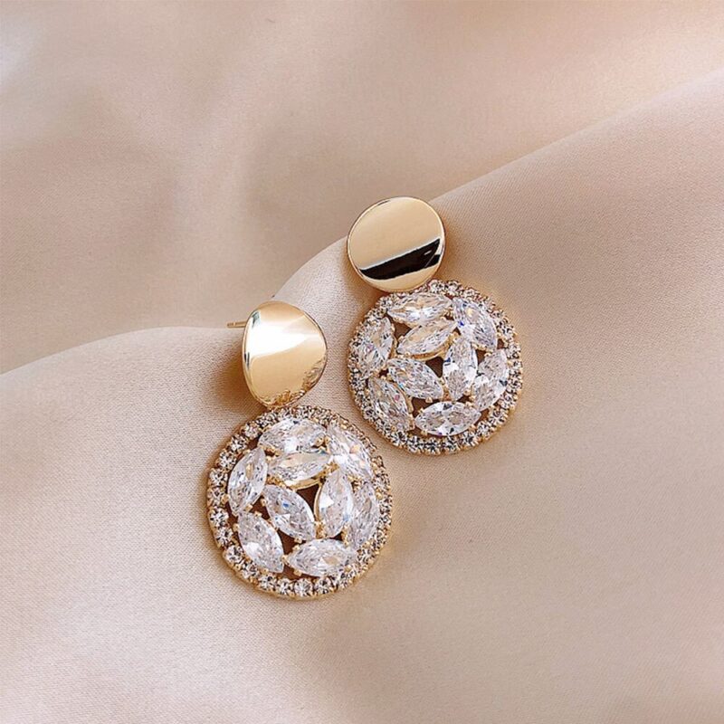 Runde Ohrringe 2020 Neue Welle Ohrringe Koreanische Temperament Mode Ohrringe Hohe Qualität Elegante Stud Ohrringe Blingbling Schmuck – Bild 2